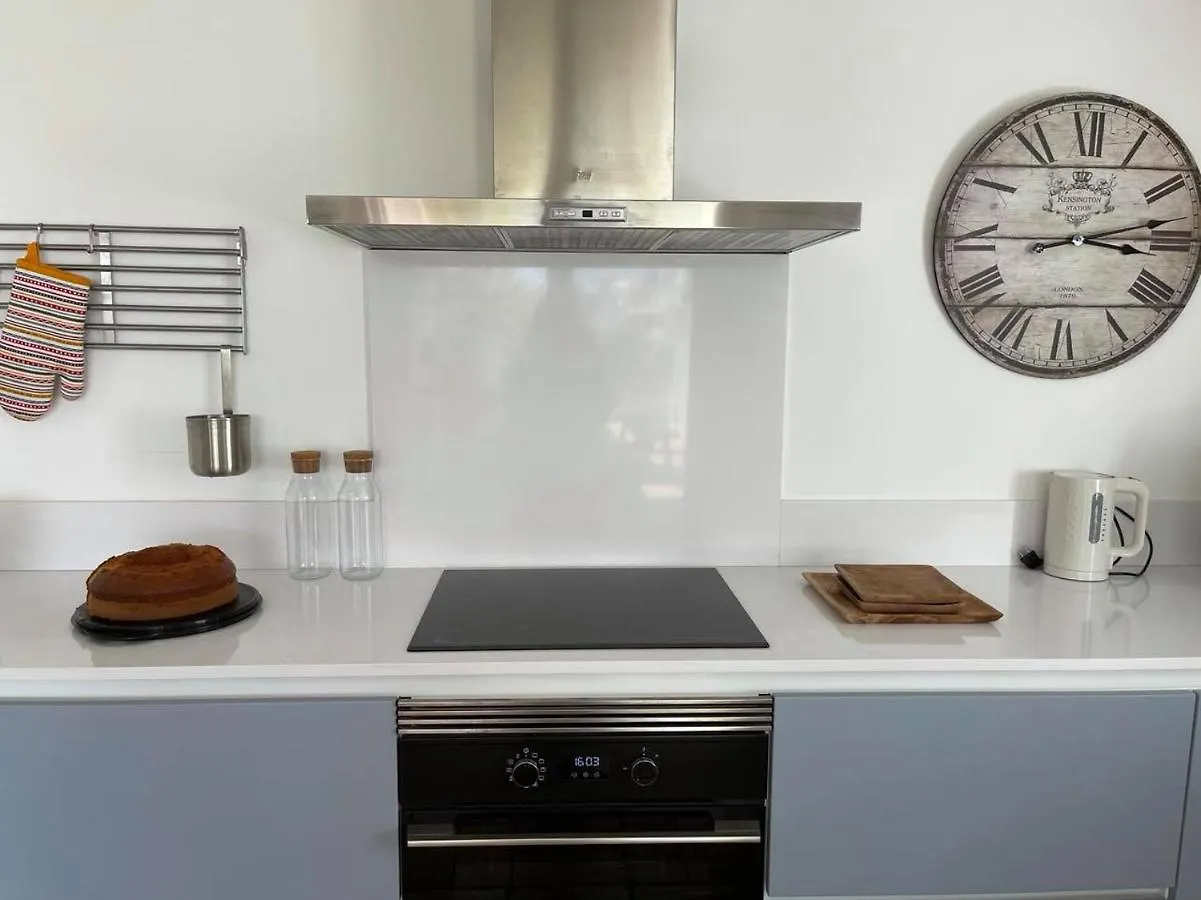 Villa Luxury Villa, Ocean View, Private Heated Pool Ferragudo